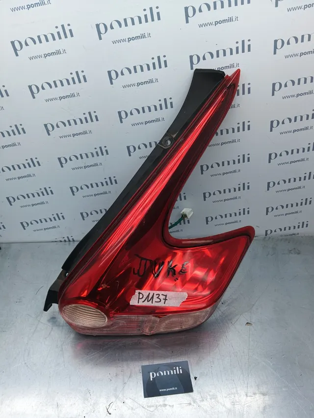 Pomili Fanaleria Nissan Juke F15 fanale posteriore destro 26550-1KM0A usato