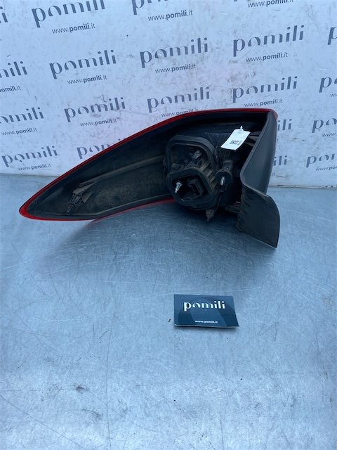 Pomili Fanaleria Ford C-Max CB7 fanale posteriore destro esterno
