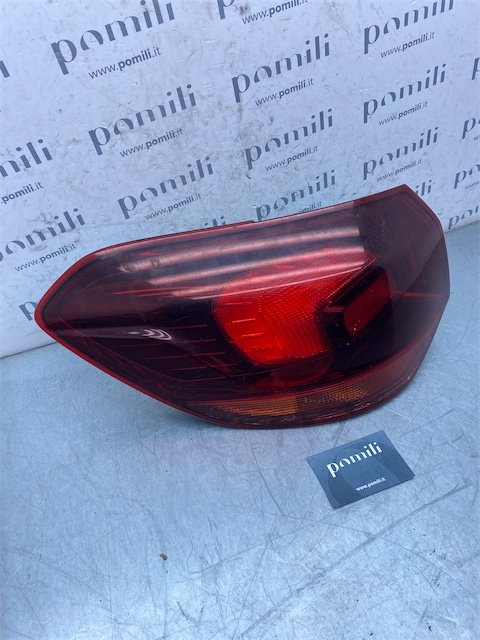 Pomili Fanaleria Opel Astra P10 fanale posteriore sinistro