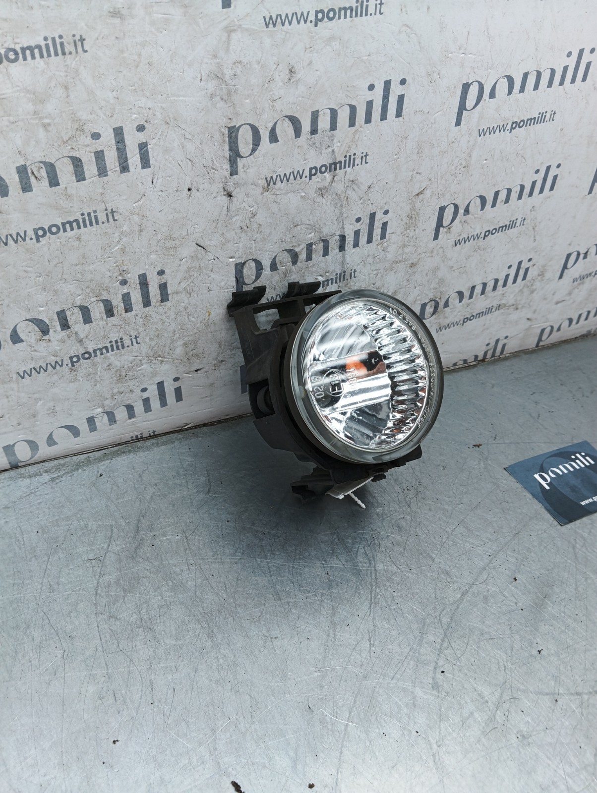Pomili Fanaleria Fendinebbia anteriore Subaru Outback 114-77828 usato