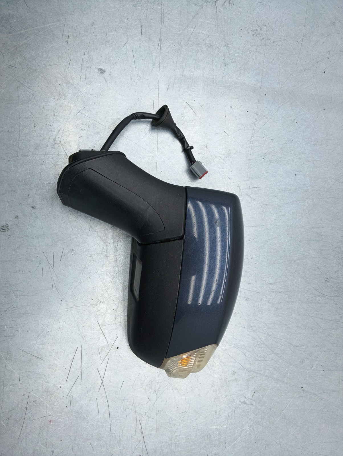 Pomili Cristalli Ford Kuga specchietto sinistro 8 pin usato