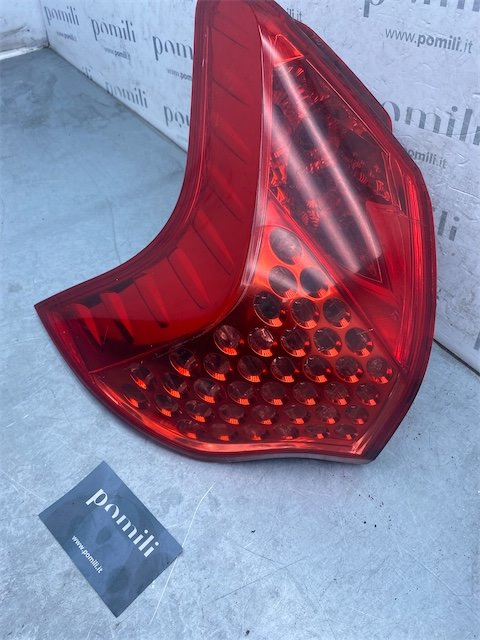 Pomili Fanaleria Fanale posteriore esterno sinistro Peugeot 3008 fanale