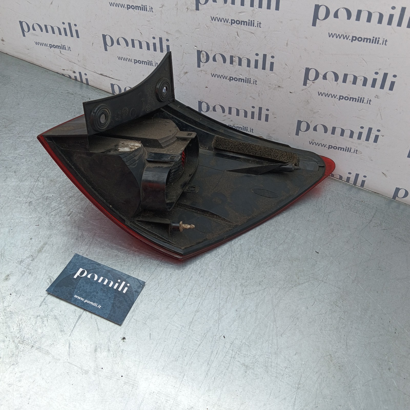 Pomili Fanaleria Fanale posteriore sinistro Nissan Qashqai 2006-2010 89070311 usato