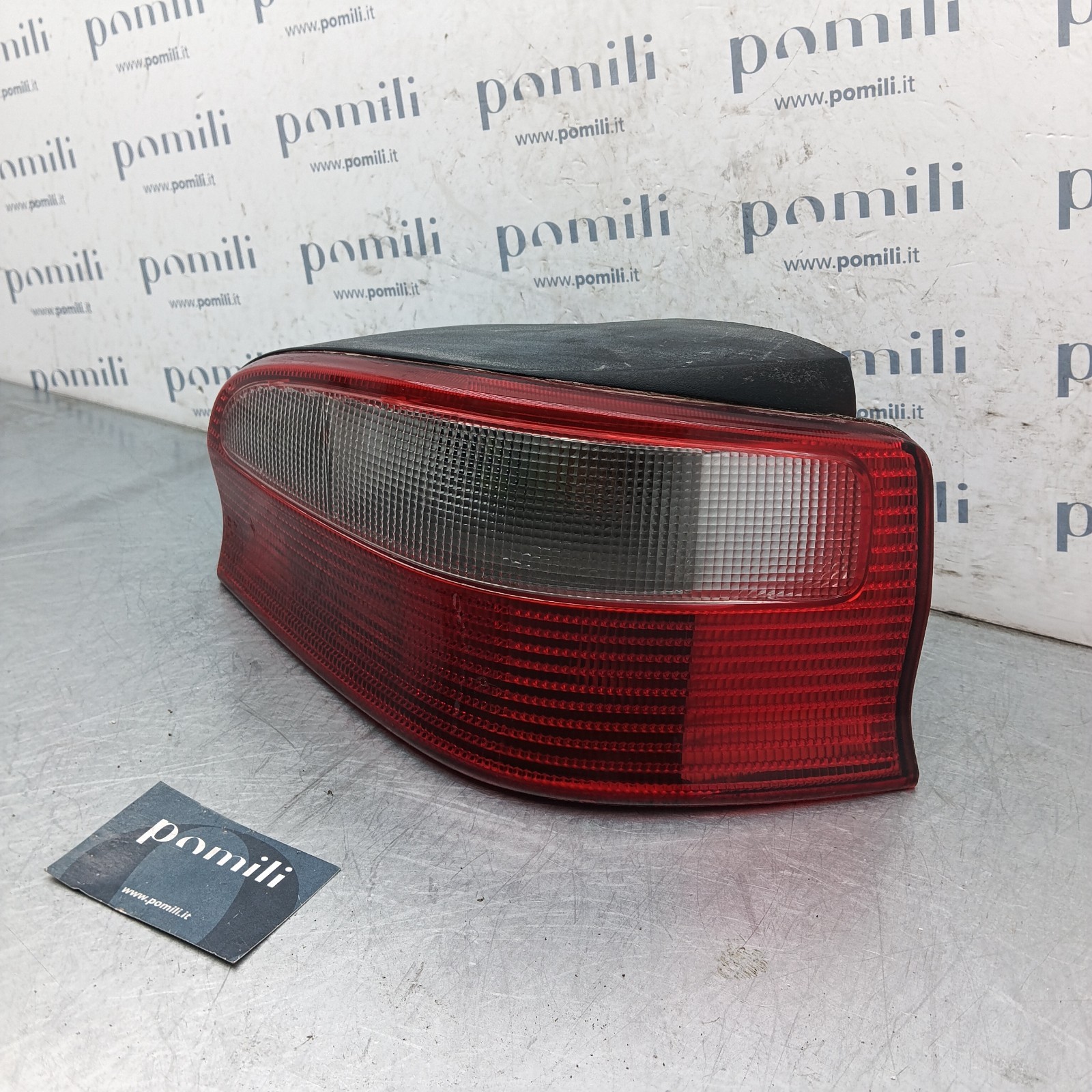 Pomili Fanaleria Fanale posteriore destro Citroen Saxò (1996-2003) E29027 usato