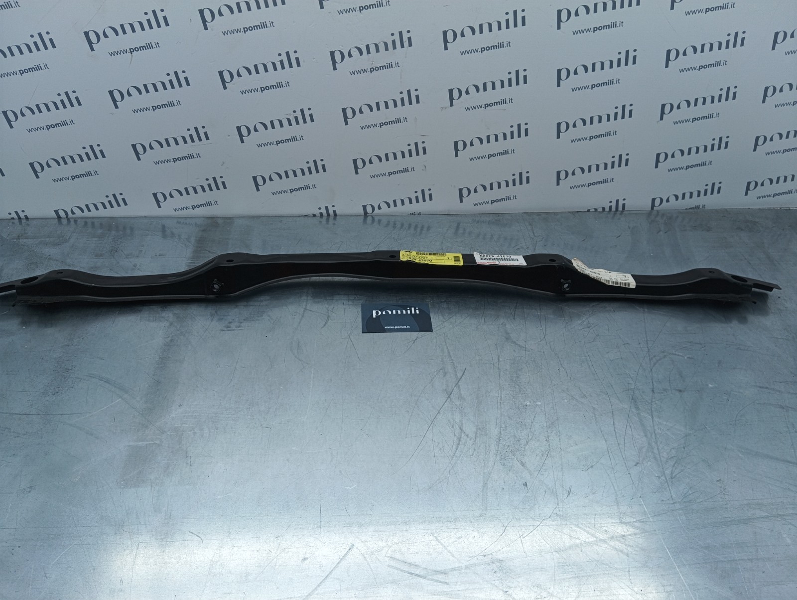 Pomili Paraurti anteriore rinforzo sostegno paraurti Toyota 52029-42070 nuovo