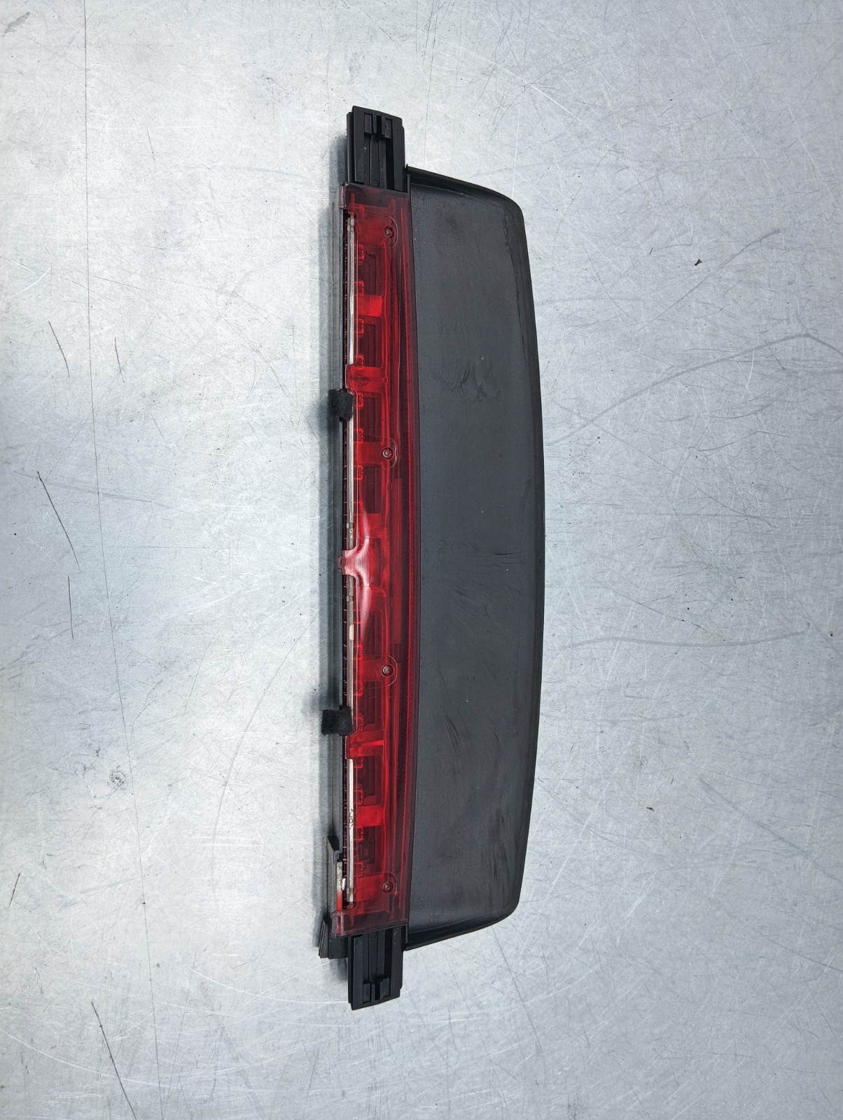 Pomili Fanaleria Terzo Stop Fanale centrale Audi A6 Avant 4F5945097 usato