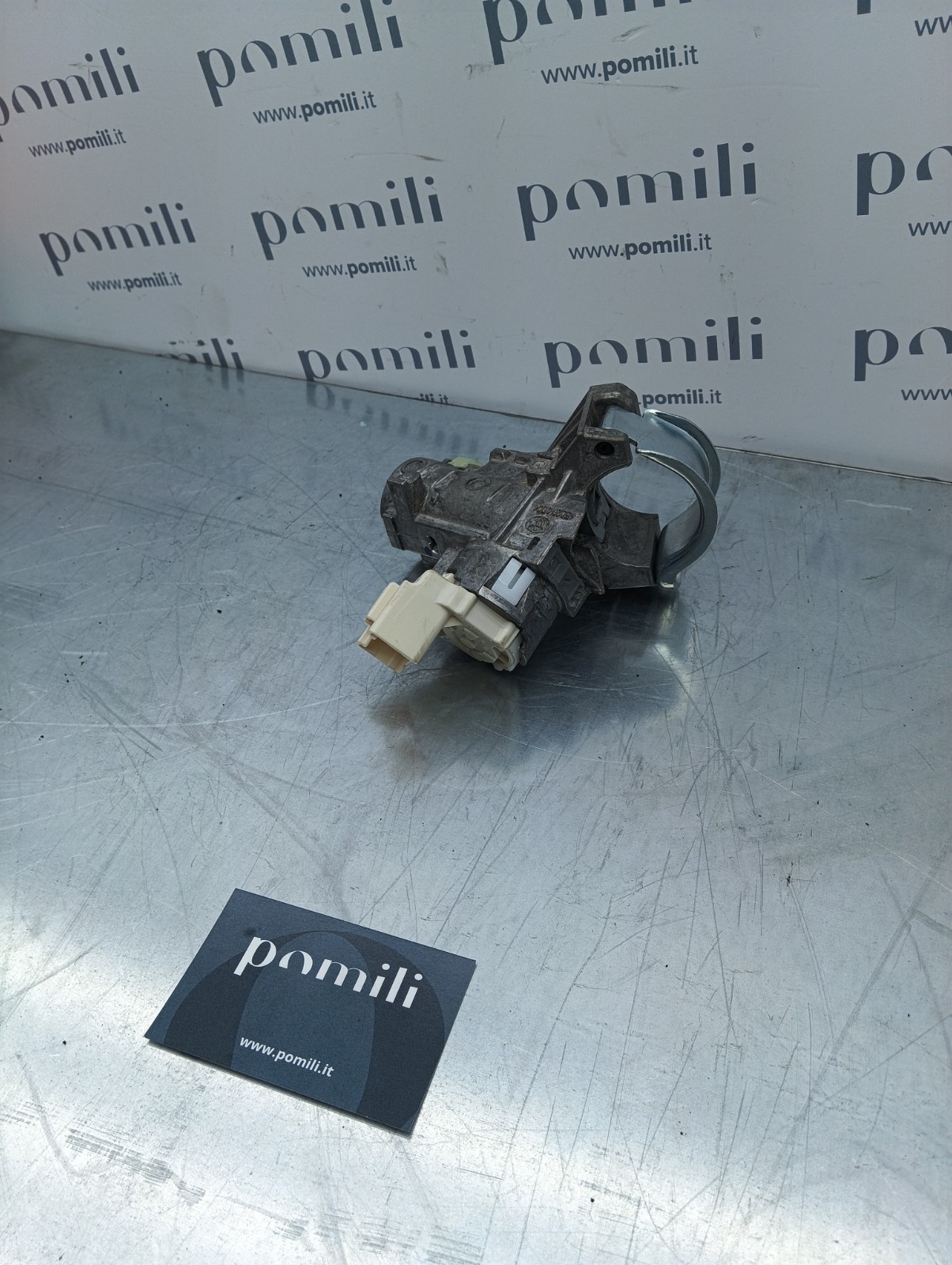 Pomili Sterzo e ammortizzatori attuatore bloccasterzo Toyota Yaris 45020-0D081 nuovo