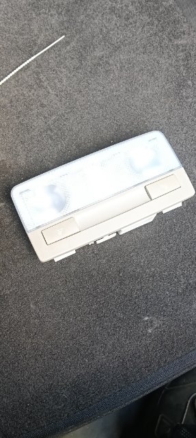 Pomili Fanaleria luce cortesia anteriore tetto Chevrolet Orlando J309 dal 2010