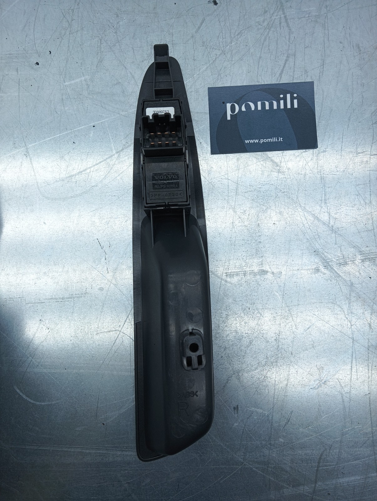 Pomili Rivestimenti interni e parti interne Interruttore alzavetro anteriore destro Volvo S40 / V40 30889753 usato