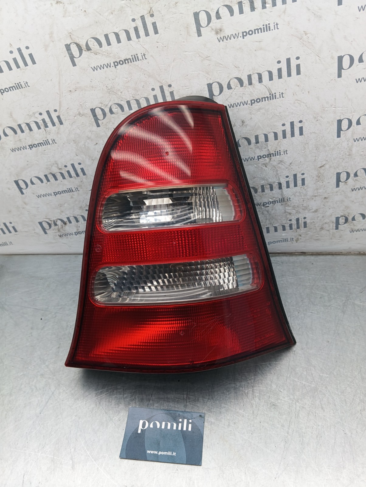 Pomili Fanaleria Mercedes-Benz Classe A W168 Fanale posteriore destro usato