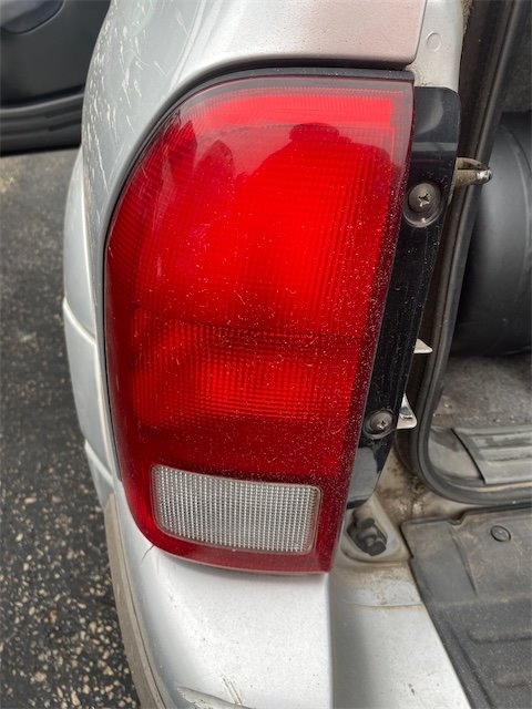 Pomili Fanaleria Suzuki Grand Vitara fanale posteriore superiore sinistro