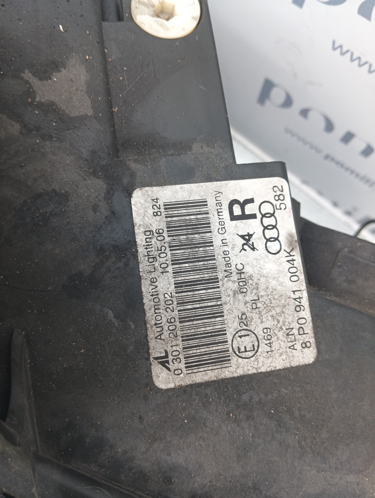 Pomili Fanaleria Faro anteriore destro Audi A3 1305630398 usato