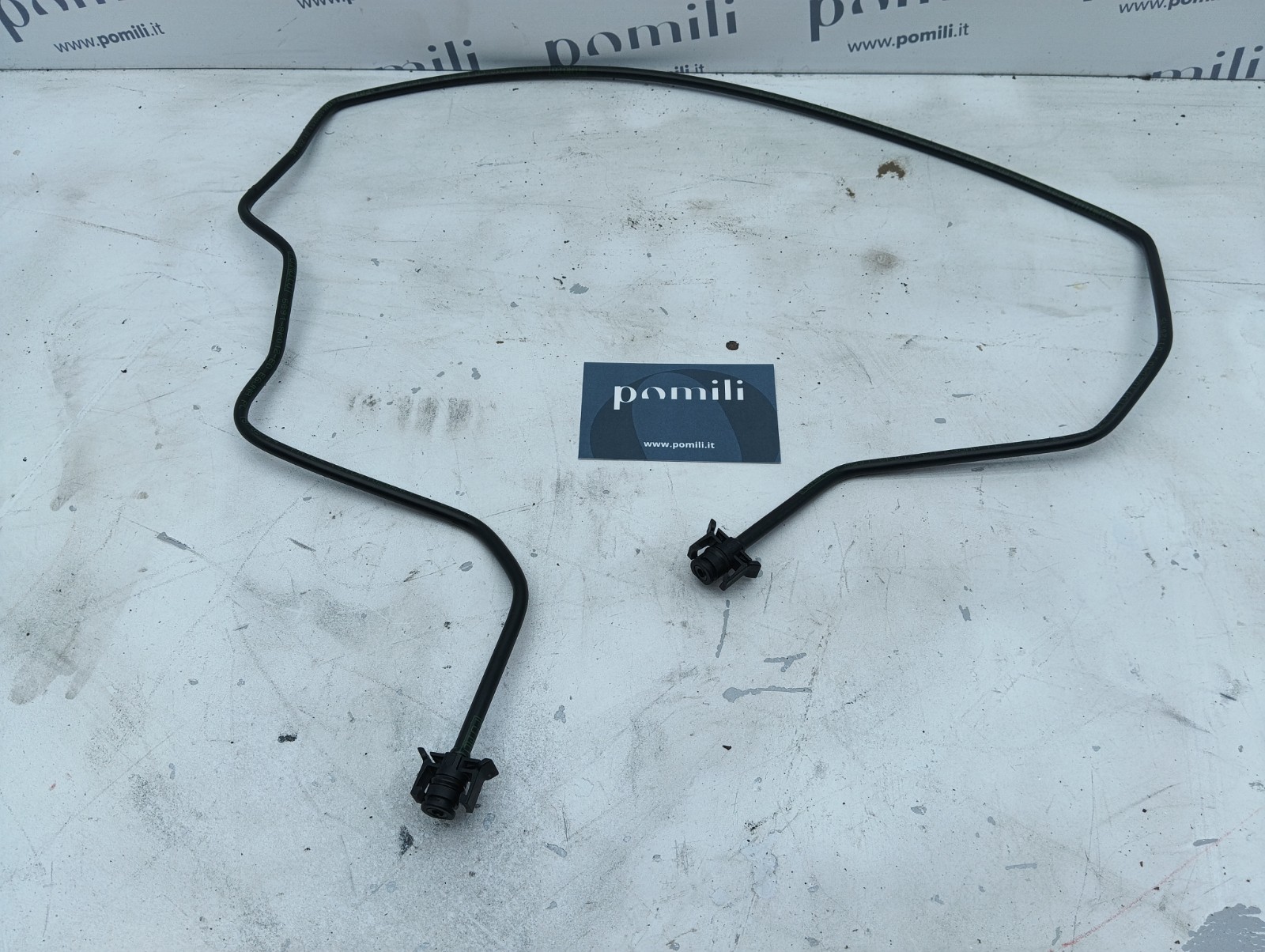 Pomili Motore e cambio con supporti Ford 1428229 tubo di raffreddamento nuovo