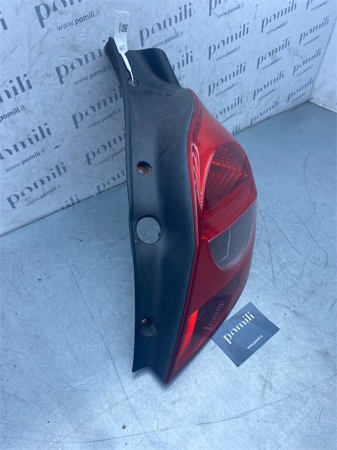 Pomili Fanaleria Fanale post. DX RENAULT CLIO 3a Serie 07/05-05/09