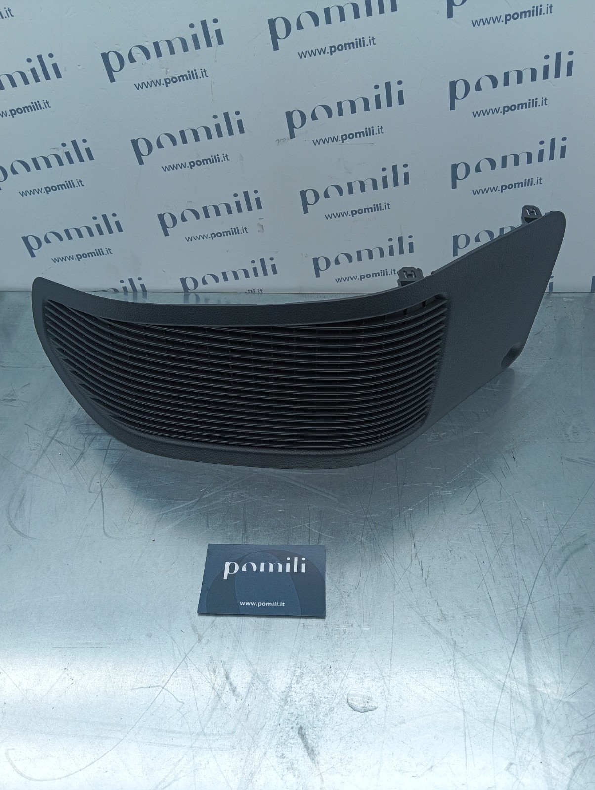Pomili Lamierati esterni Toyota RAV4 coperchio vano batteria nuovo