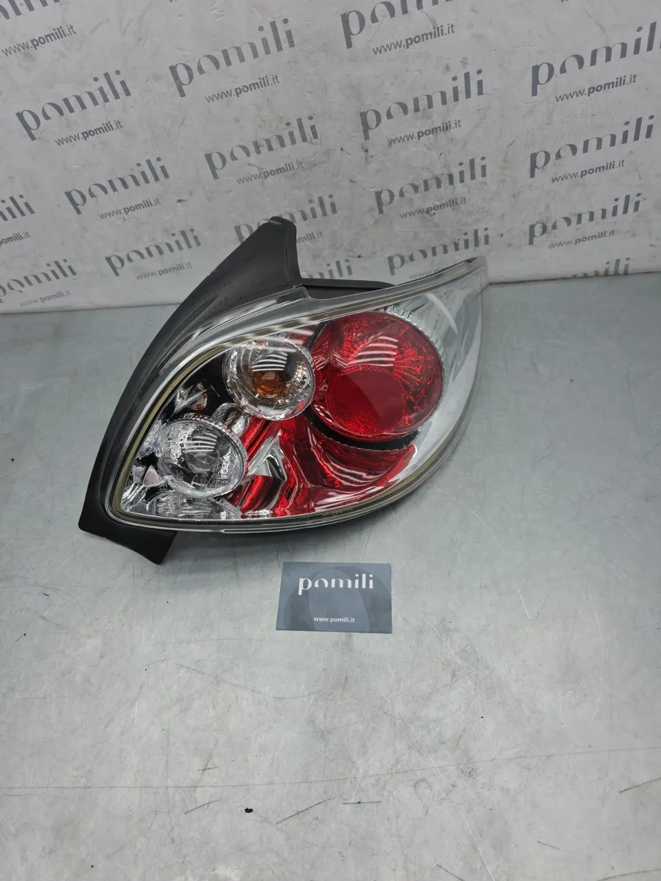 Pomili Fanaleria Peugeot 206 fanale posteriore destro usato