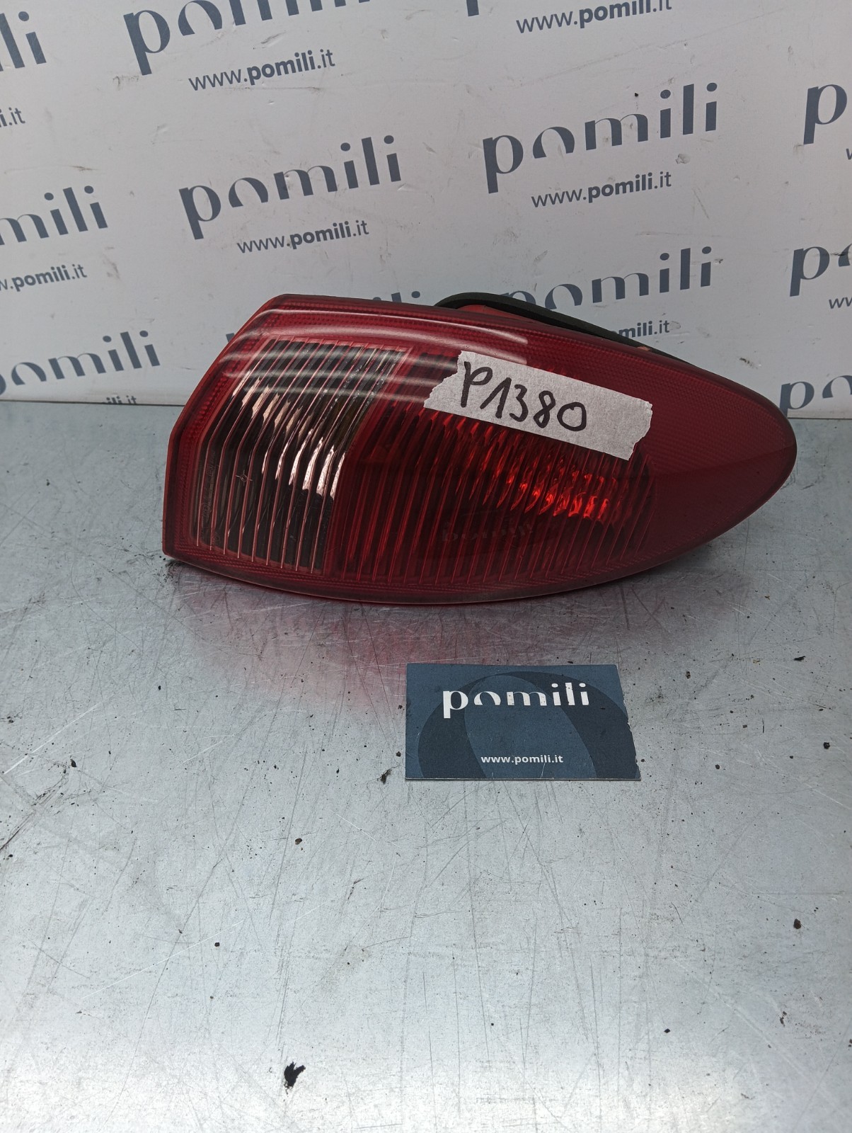 Pomili Fanaleria Alfa Romeo 147 fanale posteriore destro usato