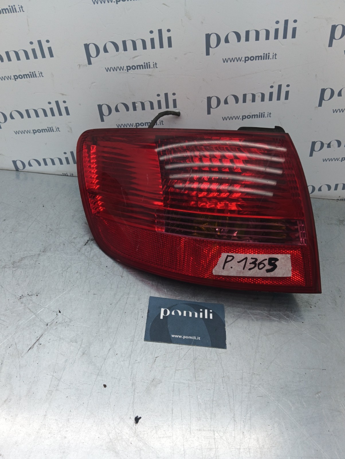 Pomili Fanaleria Fanale posteriore sinistro Audi A6 89034302 usato
