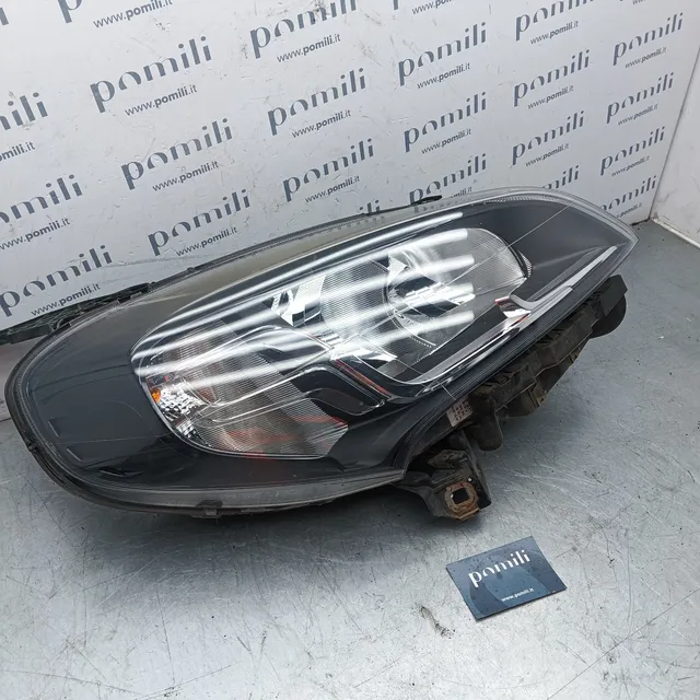 Pomili Fanaleria Faro destro Fiat Doblò 10490748 2010–2023