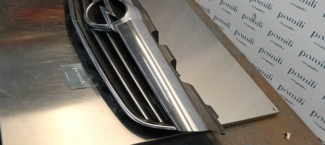 Pomili Lamierati esterni Opel Zafira A05 modanatura inferiore griglia