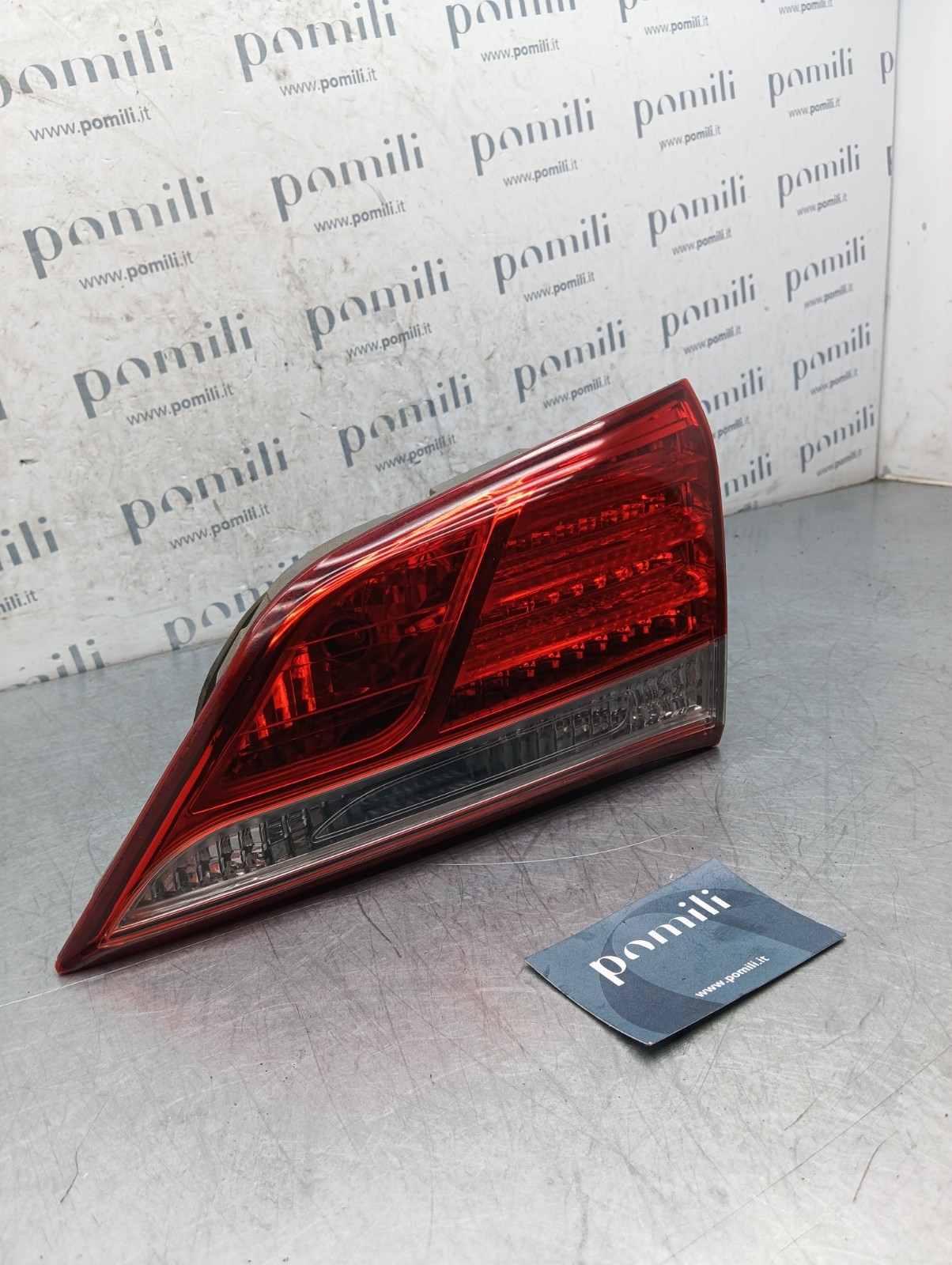 Pomili Fanaleria Hyundai I40 92404-3Z300 fanale posteriore interno destro usato