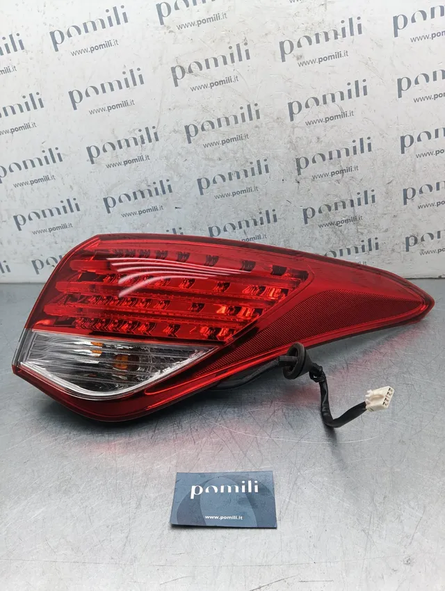 Pomili Fanaleria Hyundai I40 92402-3Z3 fanale posteriore destro usato