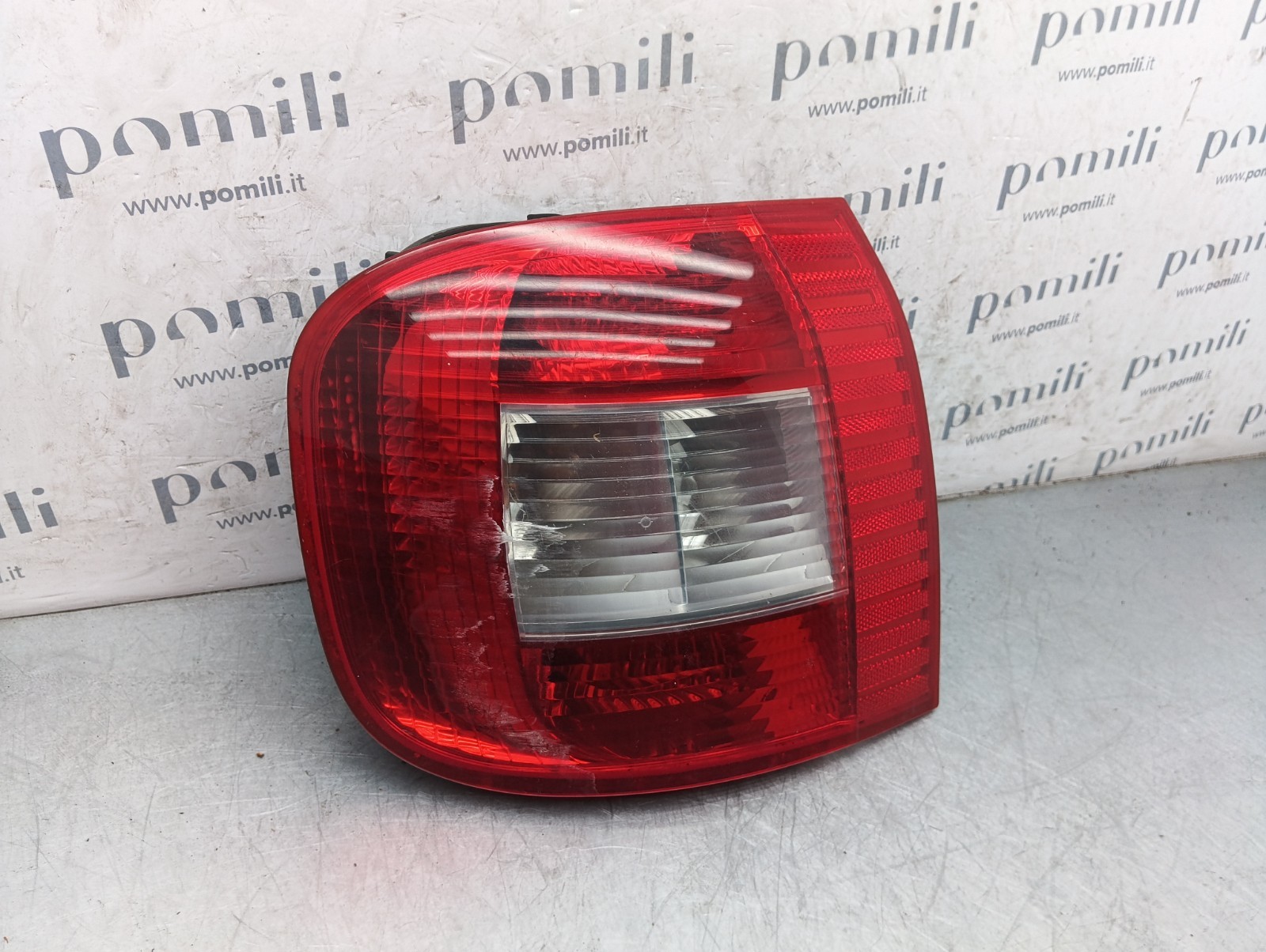 Pomili Fanaleria fanale posteriore sinistro Fiat Multipla 51720553 usato