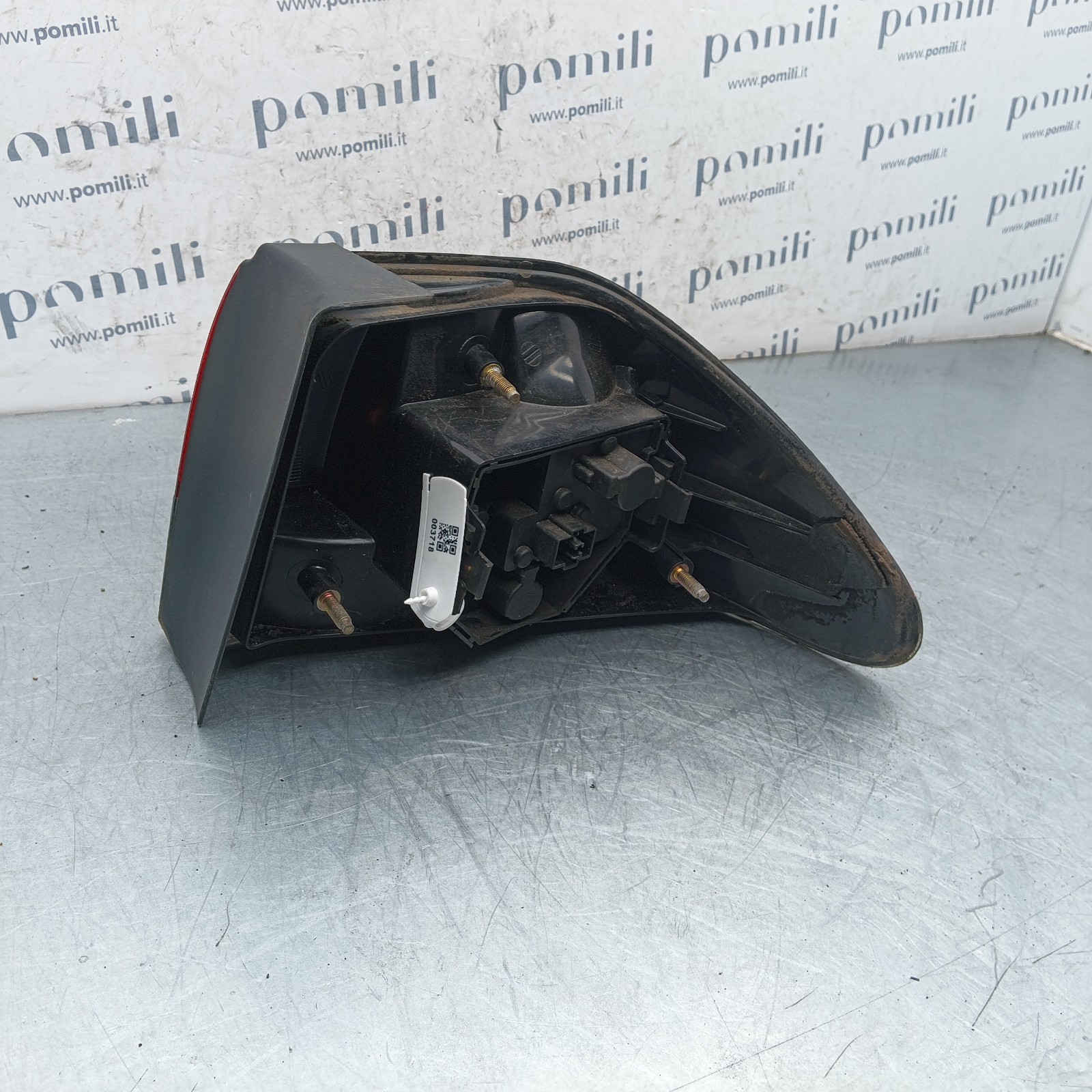 Pomili Fanaleria Fanale posteriore Saab 900 II Cabrio sinistro usato