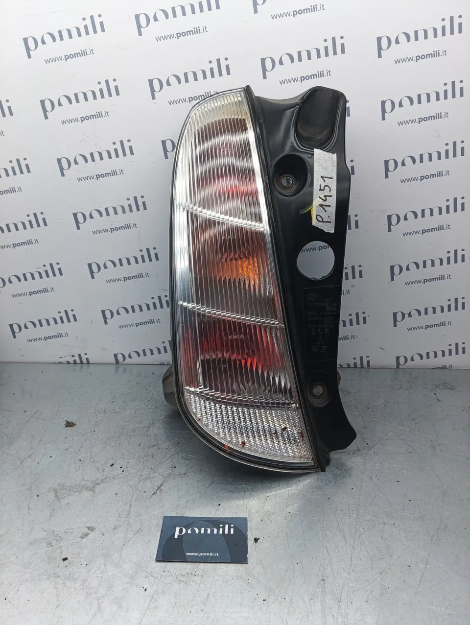 Pomili Fanaleria Y 1° serie fanale posteriore destro 51753384 usato