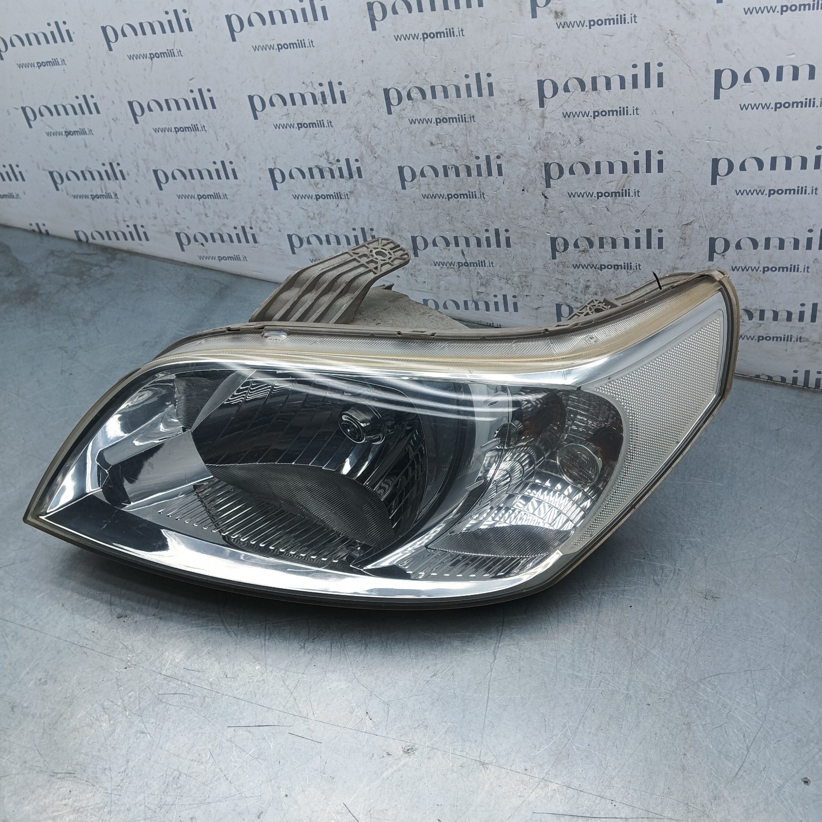 Pomili Fanaleria 00032271 faro anteriore sinistro Chevrolet Aveo usato