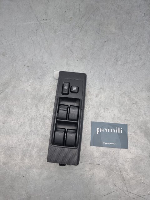 Pomili Rivestimenti interni Blocco comandi alzacristalli Mitsubishi L200
