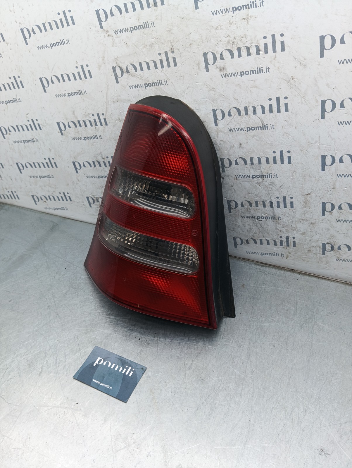 Pomili Fanaleria A1688200164 fanale posteriore sinistro usato