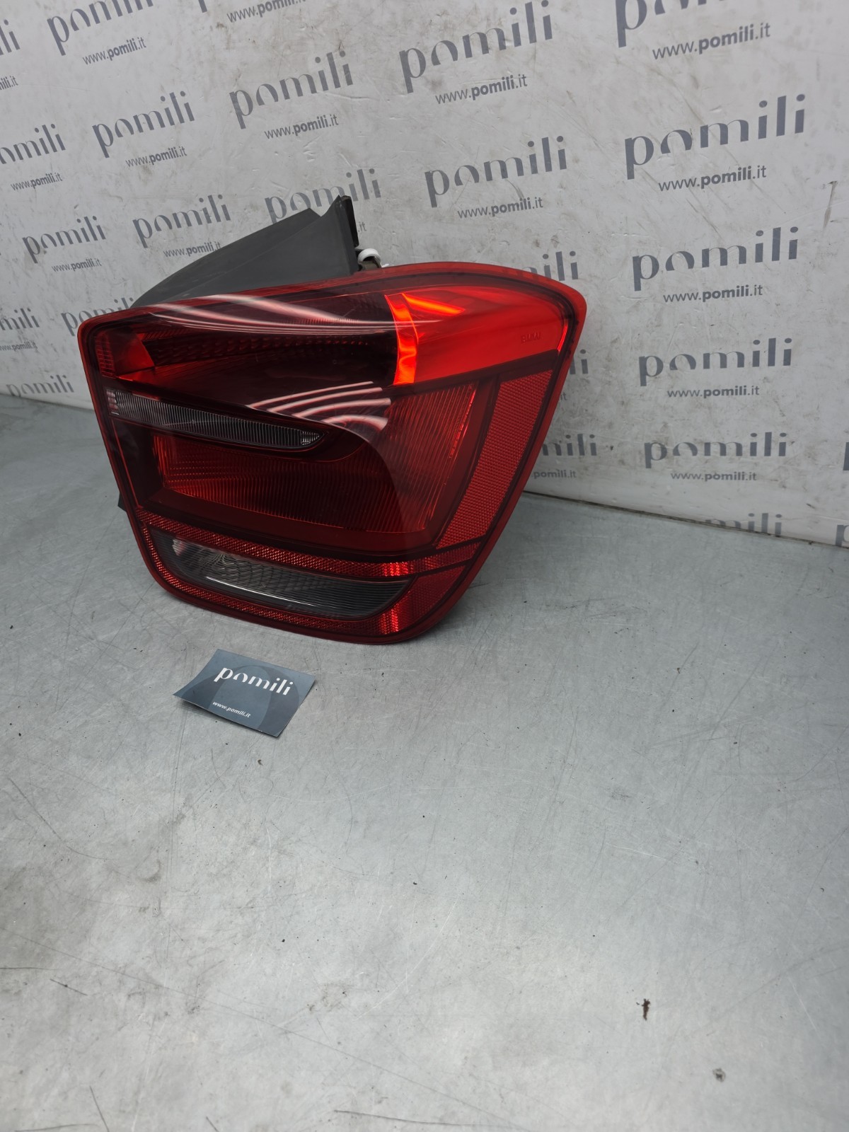 Pomili Fanaleria BMW Serie 1 F20 90006569 Fanale posteriore destro usato