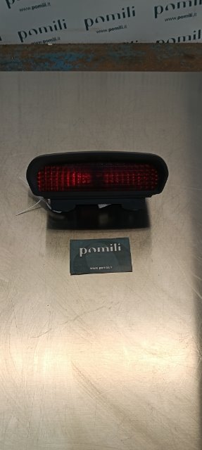 Pomili Fanaleria terzo stop Hyundai Matrix