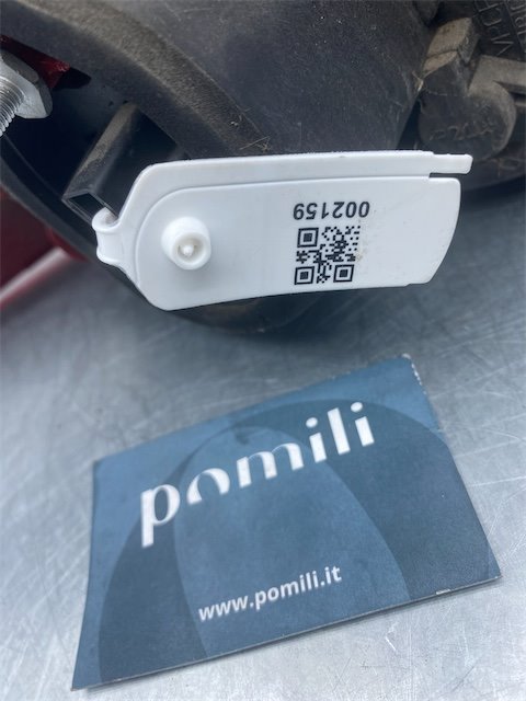 Pomili Fanaleria Peugeot 208 fanale posteriore destro