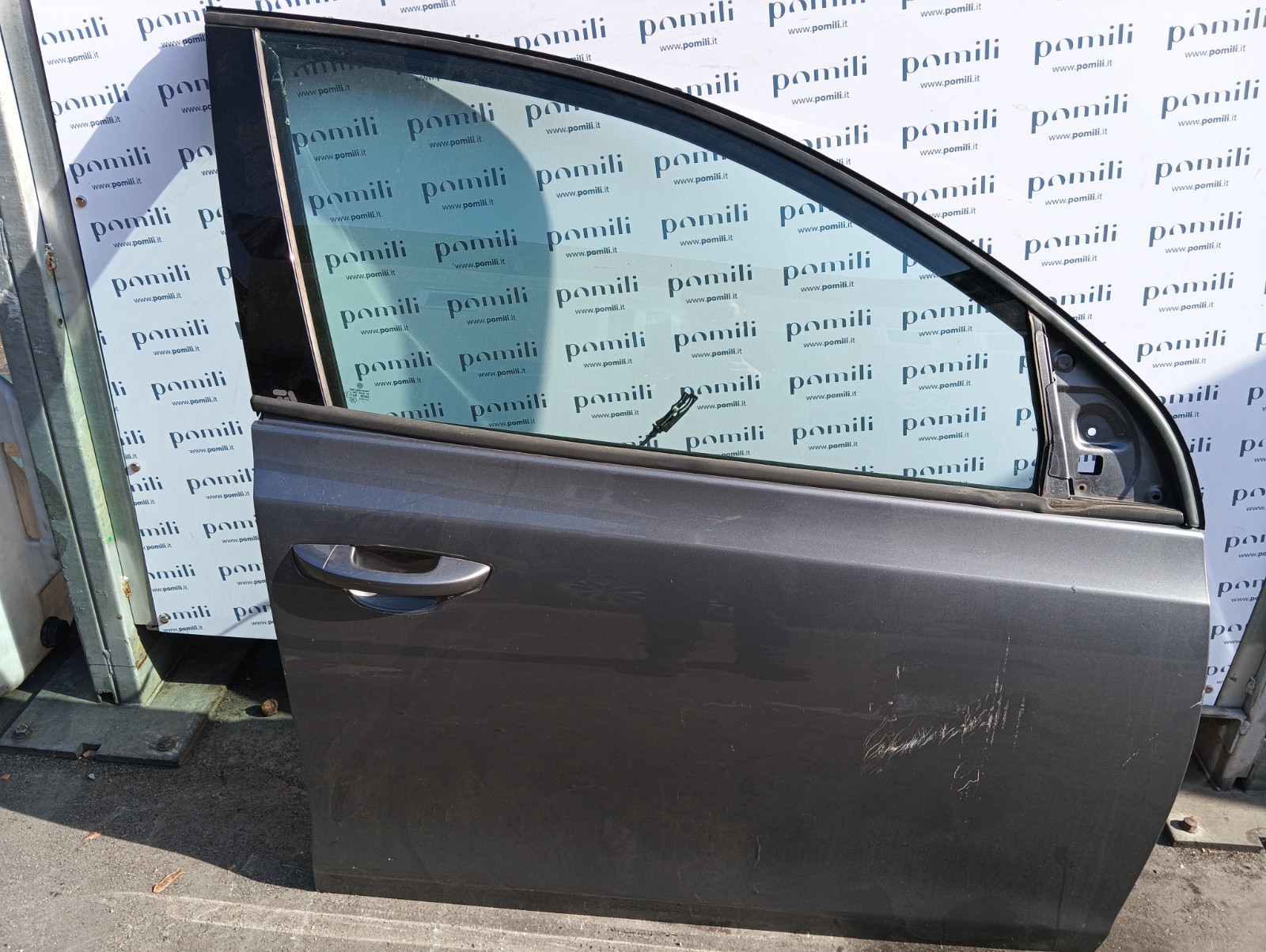 Pomili Lamierati esterni Golf VI portiera anteriore destra usata
