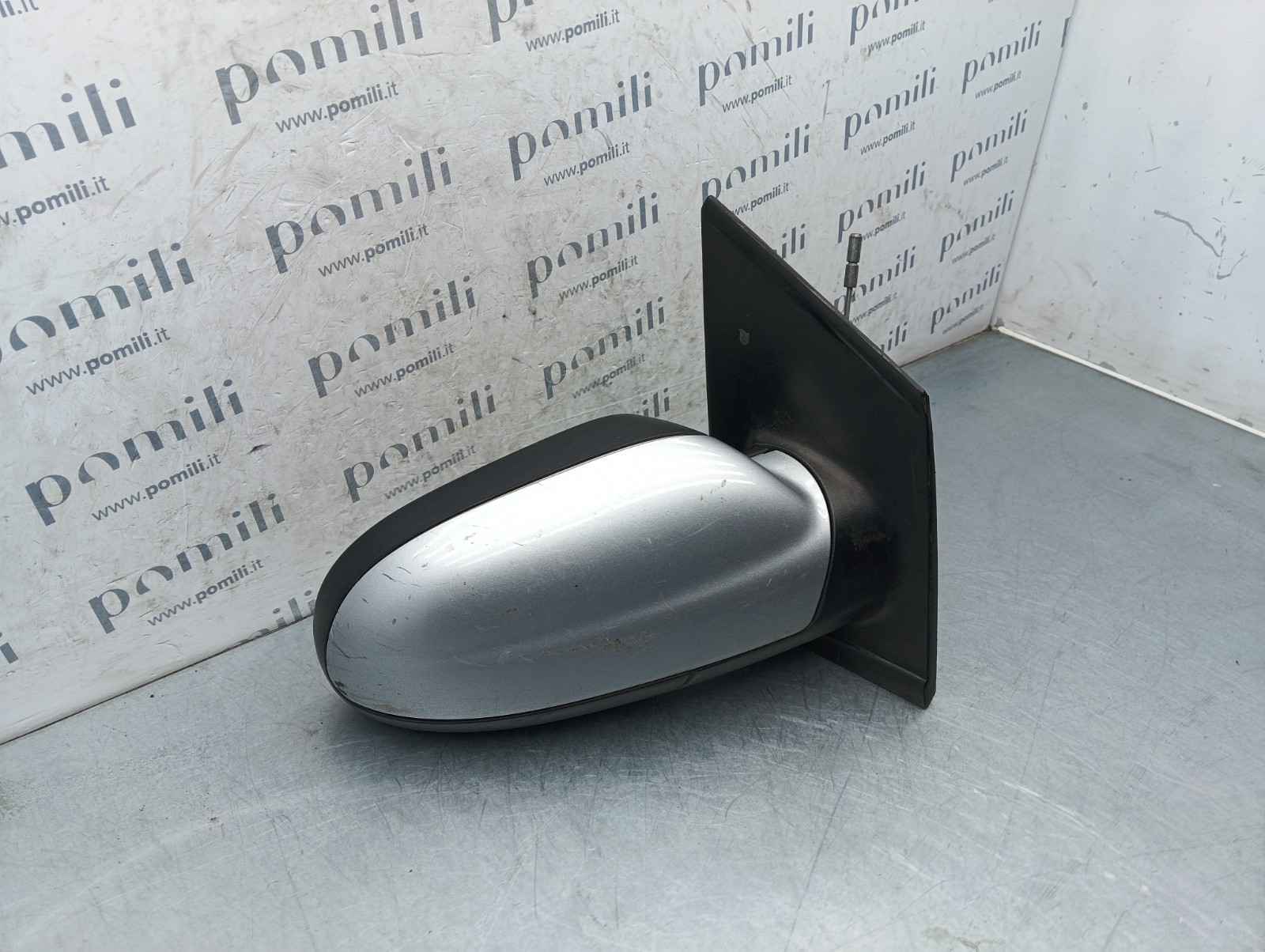 Pomili Cristalli Volkswagen Fox specchietto destro manuale usato