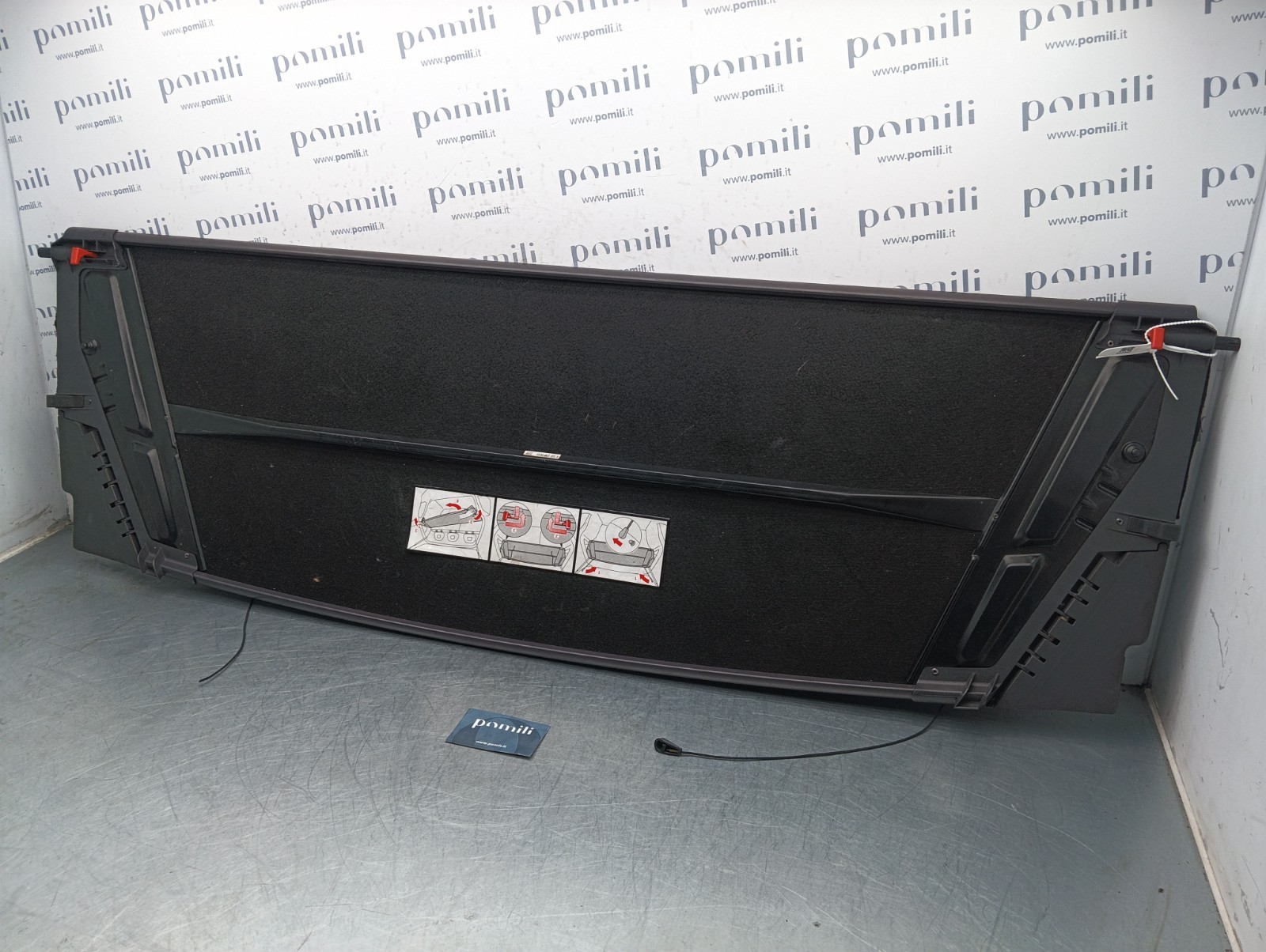 Pomili Rivestimenti interni Mercedes-Benz Classe A cappelliera A1686900049 usata