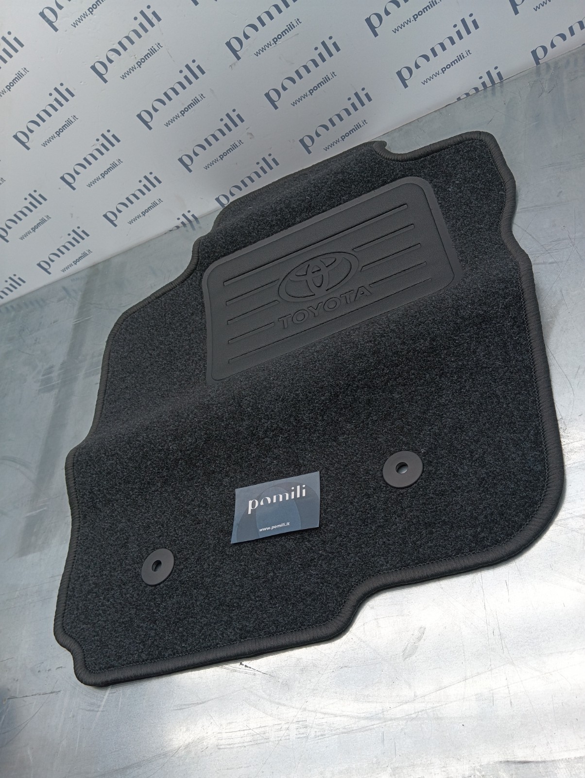 Pomili Tappetino anteriore Toyota Yaris PZ410-E8356-HA sinistro