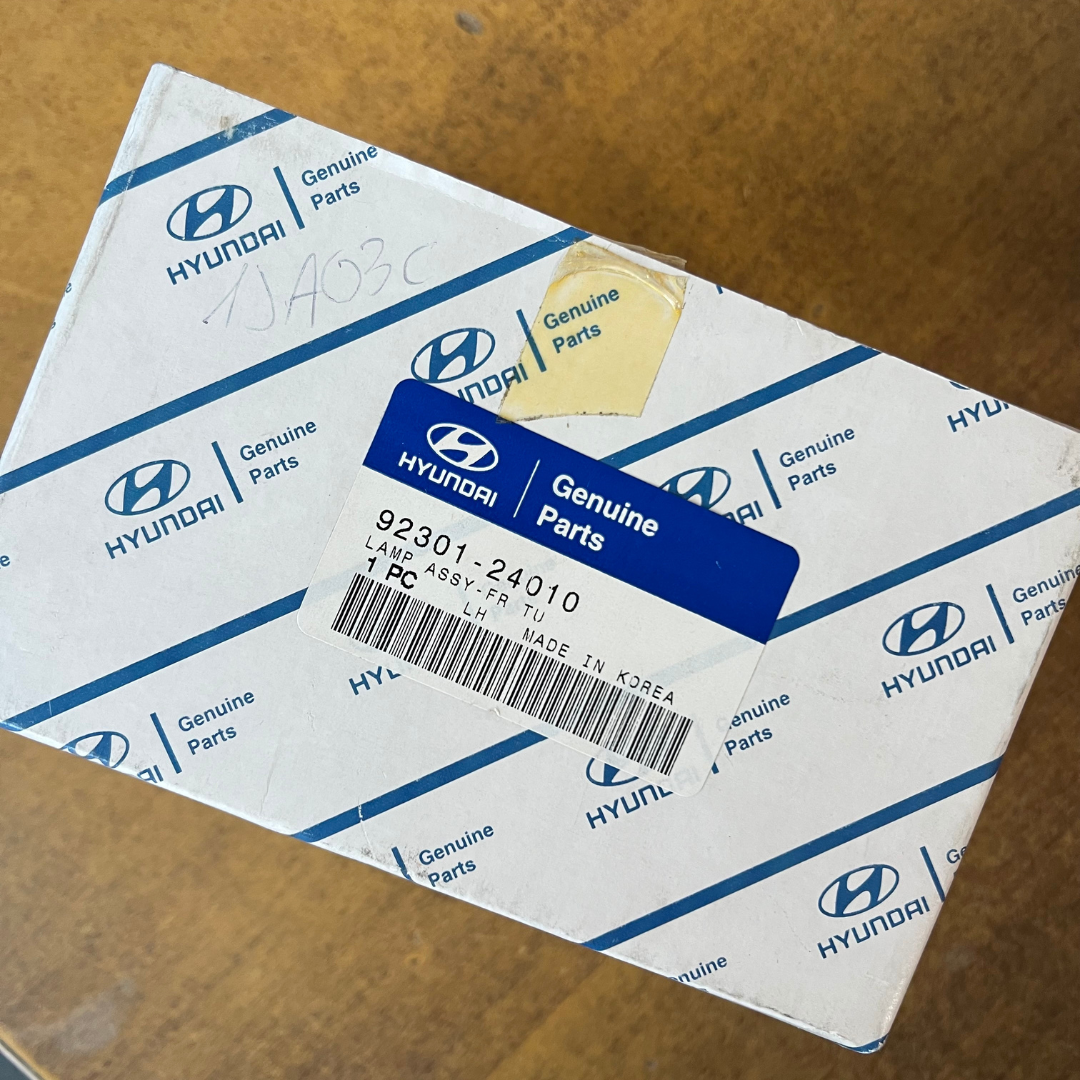 Sara Autoricambi Fanaleria 92301-24010 indicatore di direzione anteriore sinistro Hyundai Pony 89-95