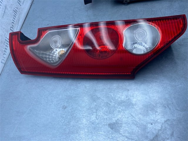 Pomili Fanaleria fanale posteriore Renault Kangoo sinistro 01/08-05/13