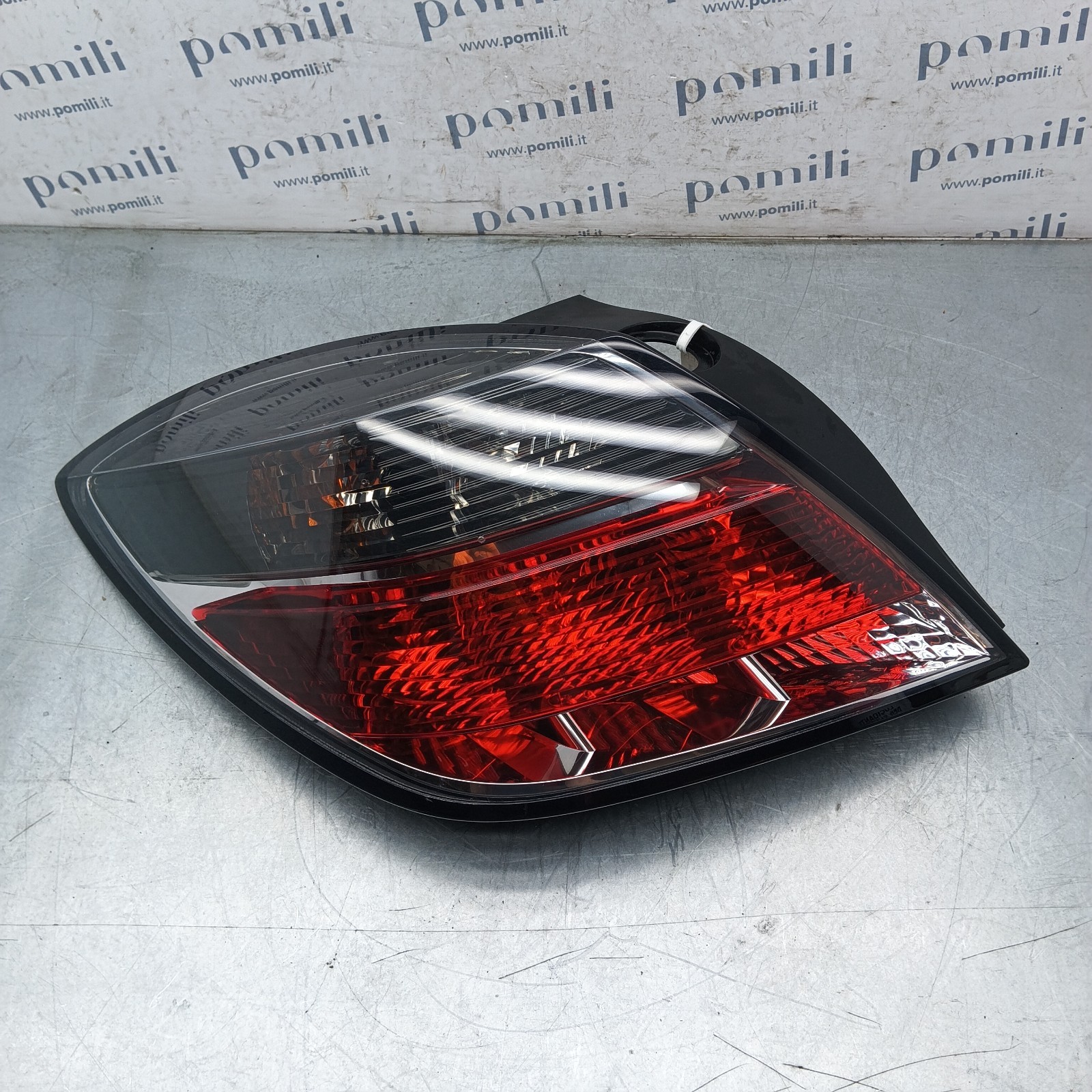 Pomili Fanaleria Opel Astra H GTC fanale posteriore sinistro usato