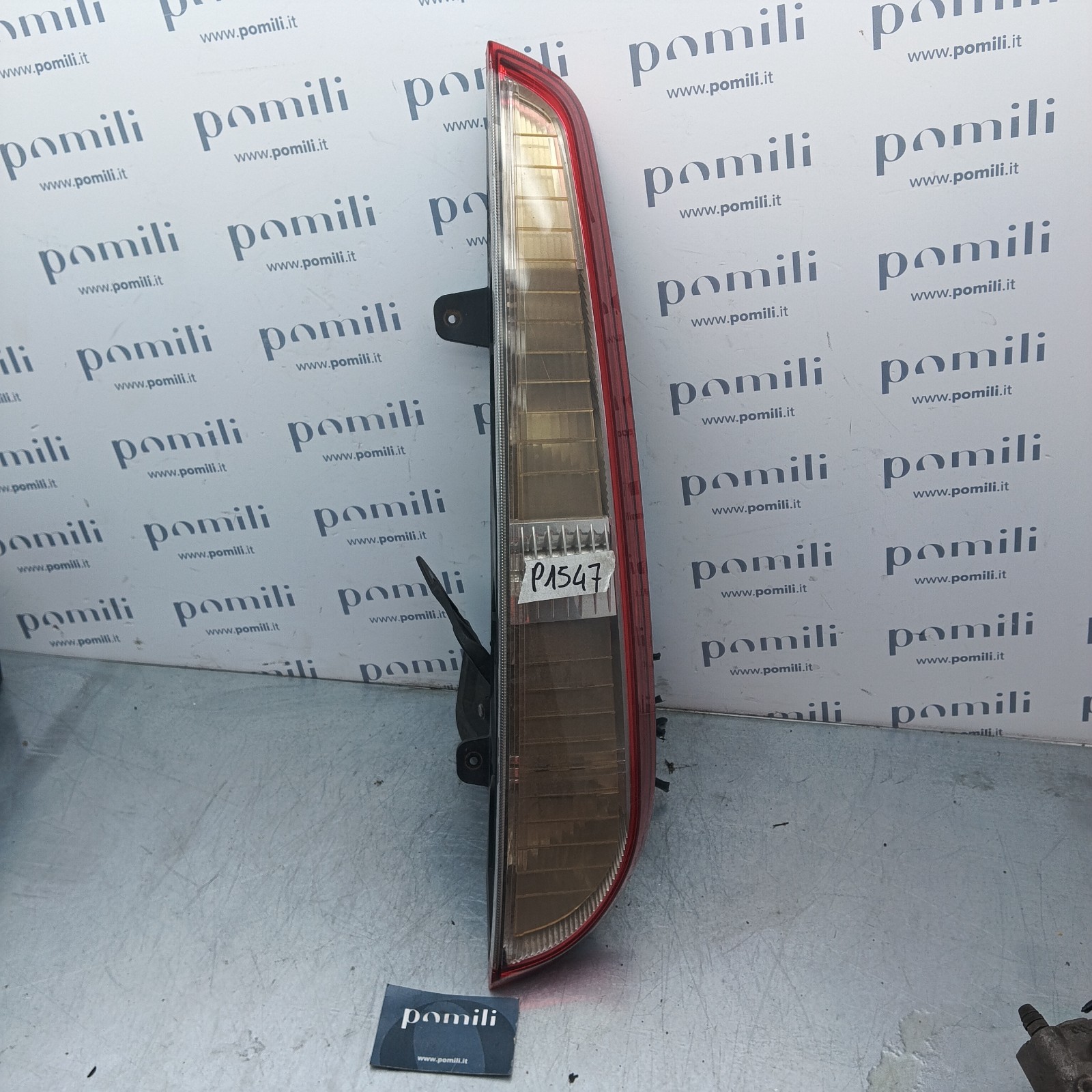 Pomili Fanaleria Ford Focus fanale posteriore destro usato