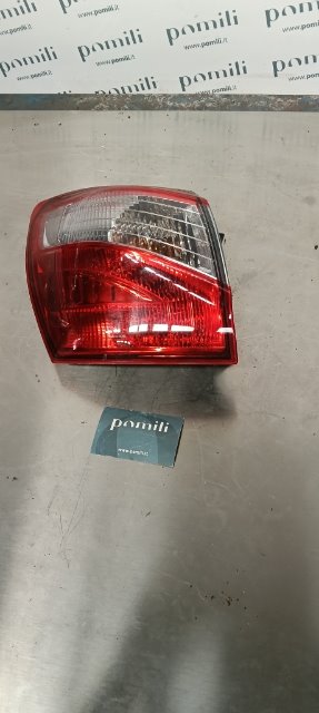 Pomili Fanaleria Nissan Qashqai J10E/JJ10E fanale posteriore sinistro esterno