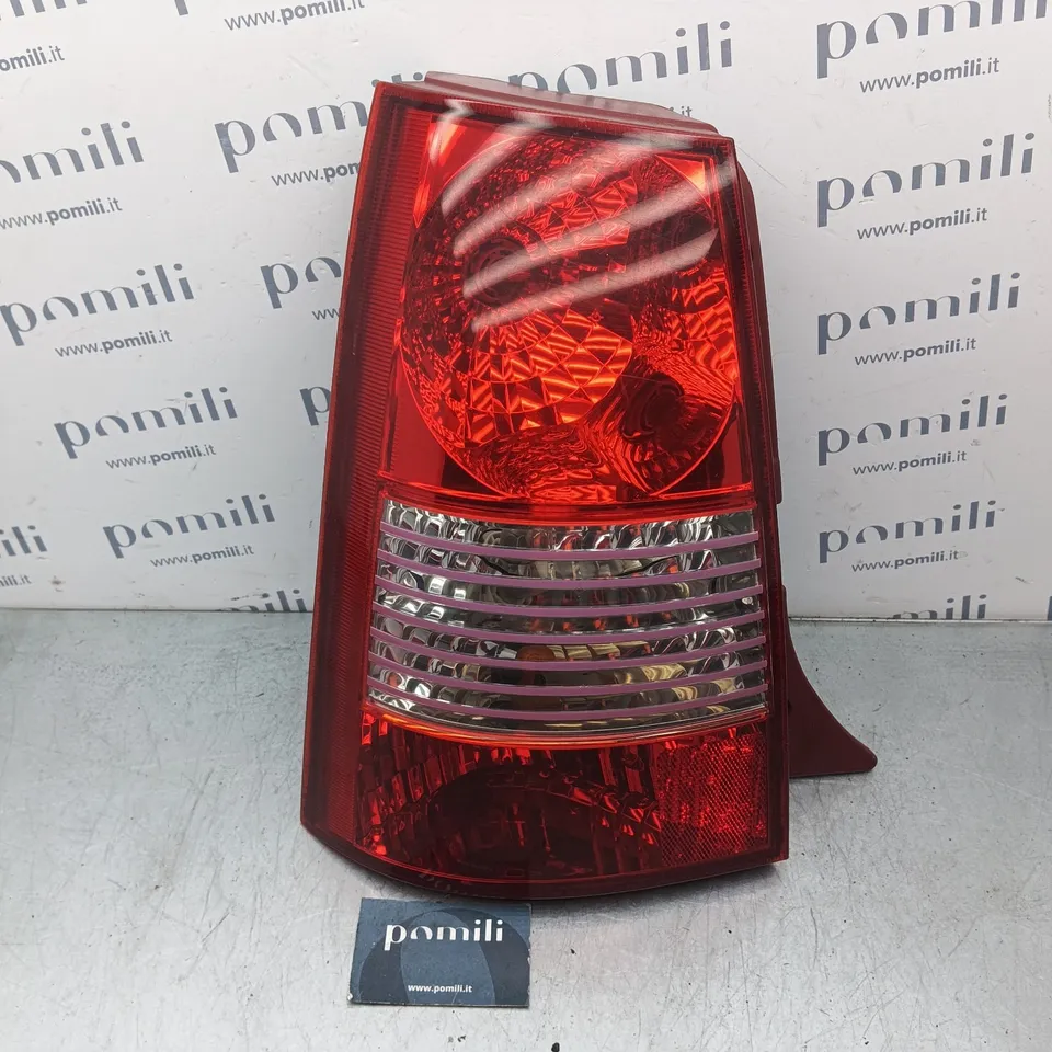 Pomili Fanaleria Fanale posteriore sinistro Kia Picanto 9240107010 usato