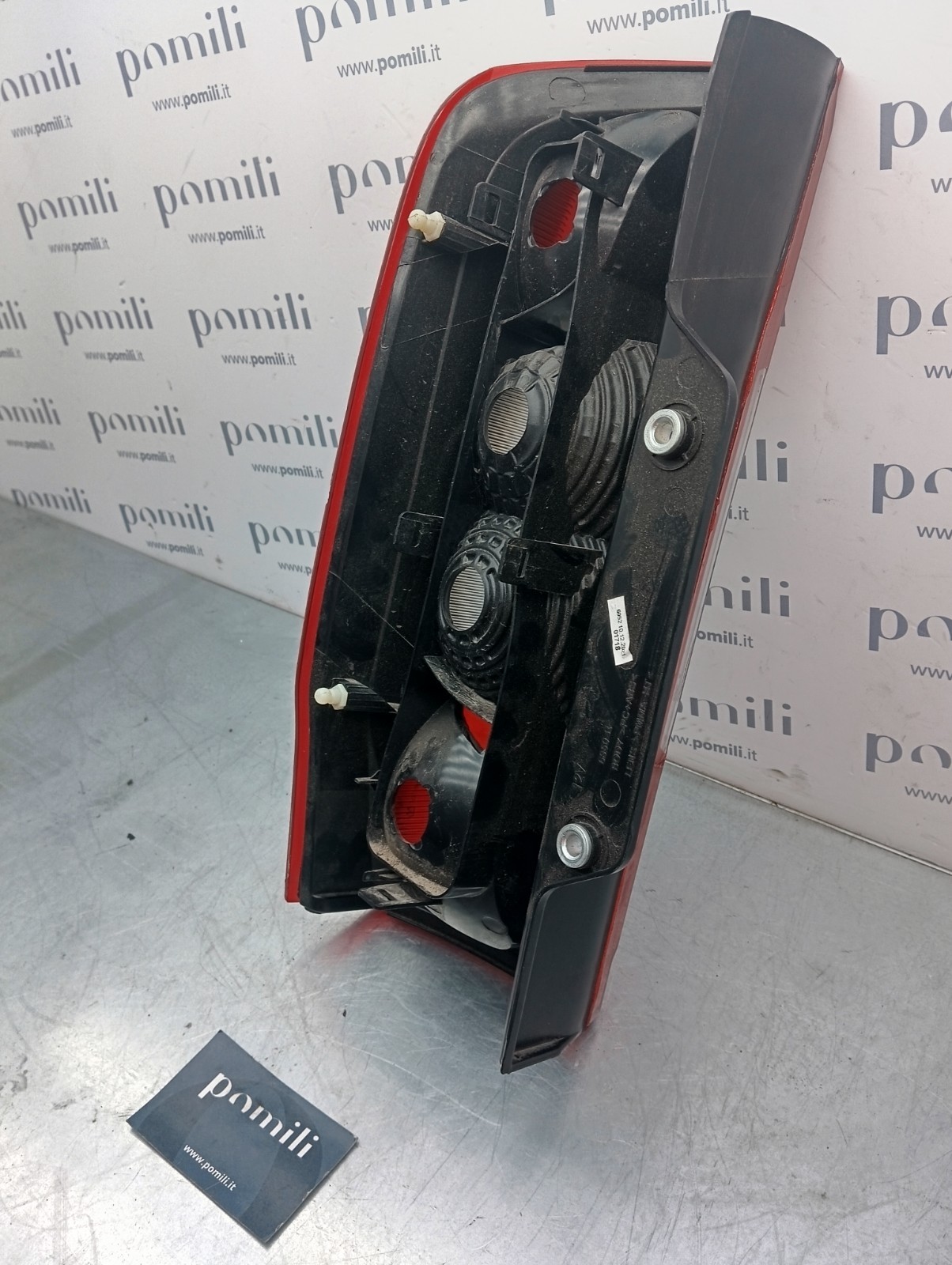 Pomili Fanaleria Fanale posteriore destro Citroen Nemo 1353205080 fanale usato