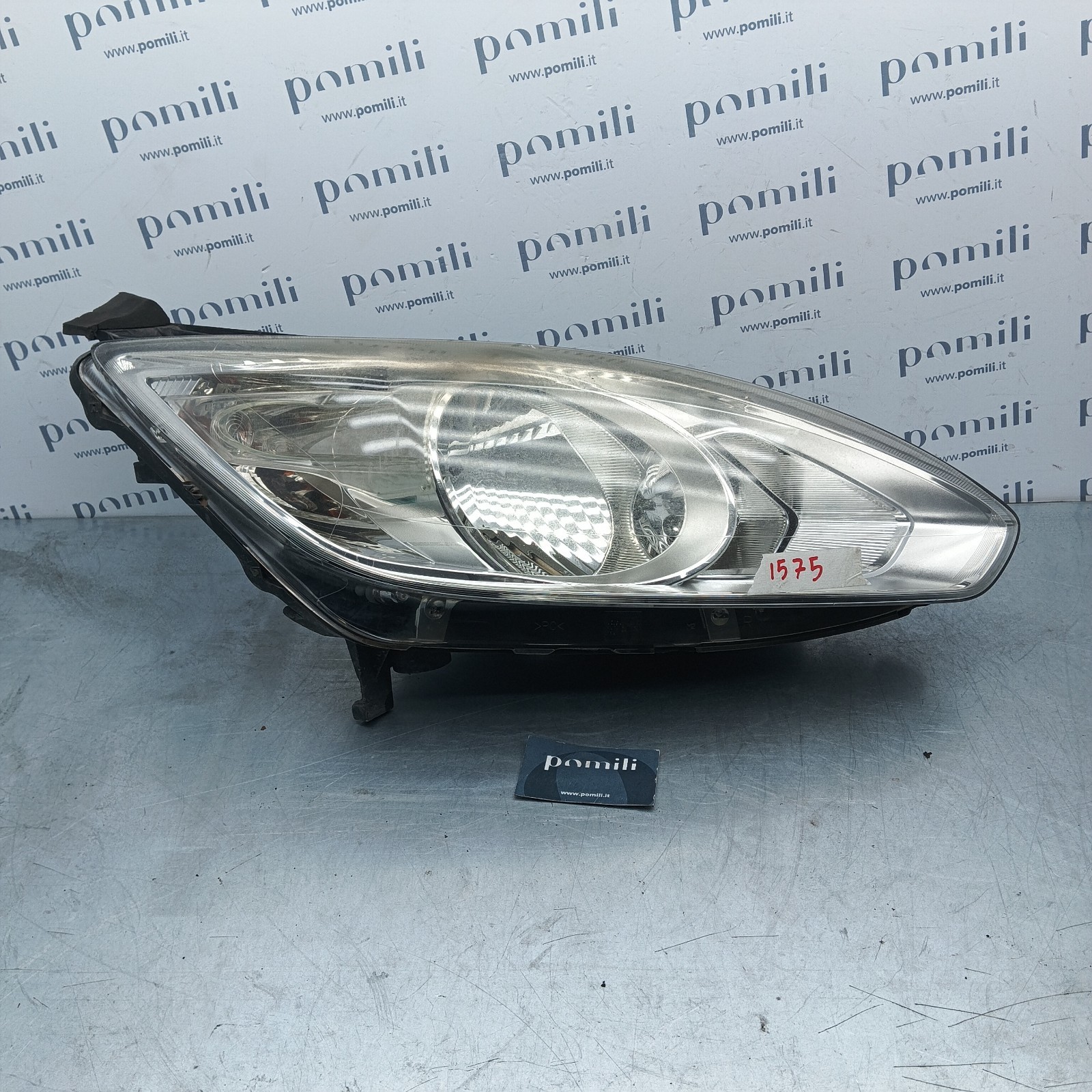 Pomili Fanaleria Ford C-MAX II 2010-2019 89502244 fanale anteriore destro usato