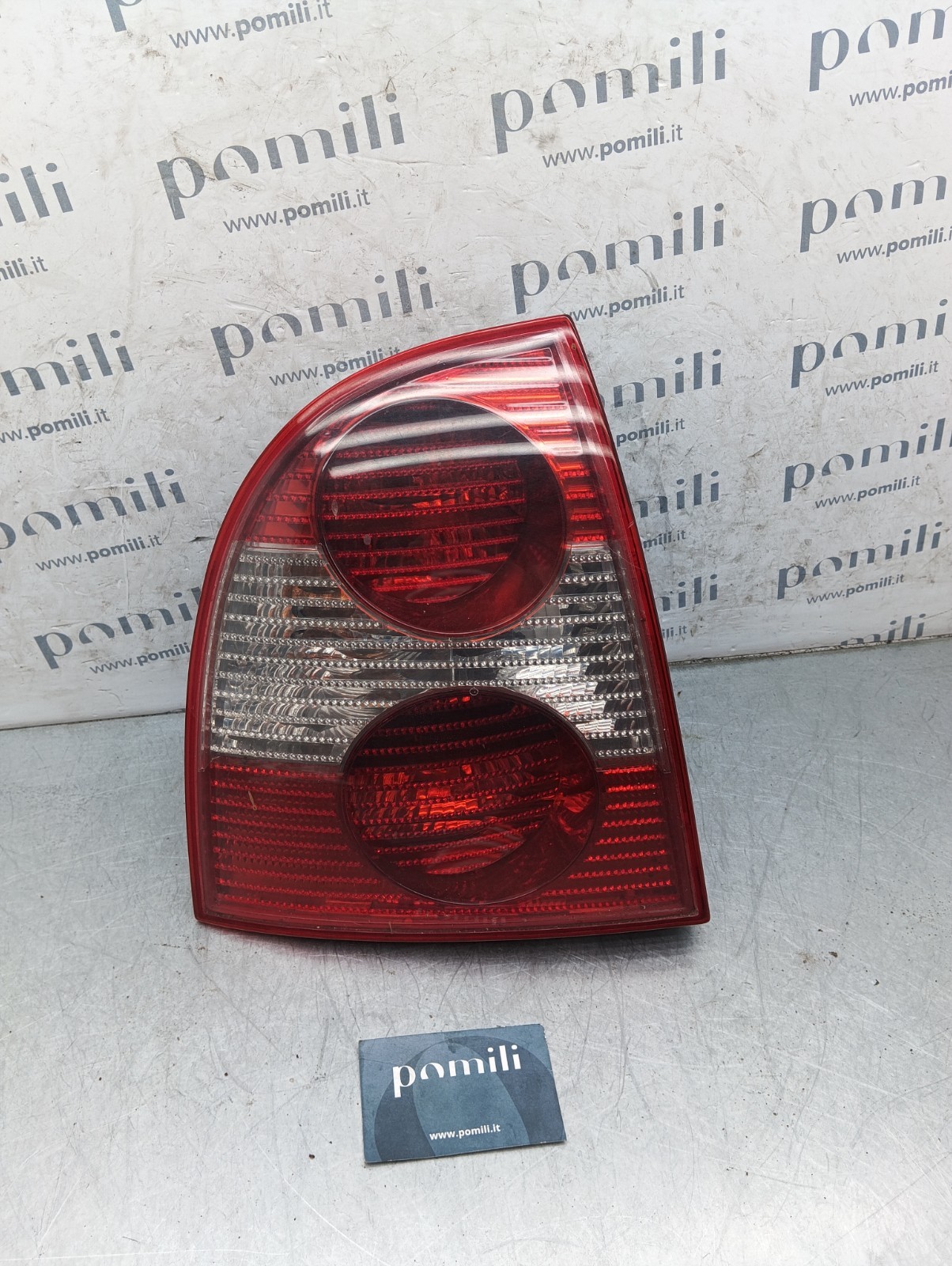 Pomili Fanaleria Fanale posteriore sinistro Volkswagen Passat B5 (2000-2005) 28409014 usato