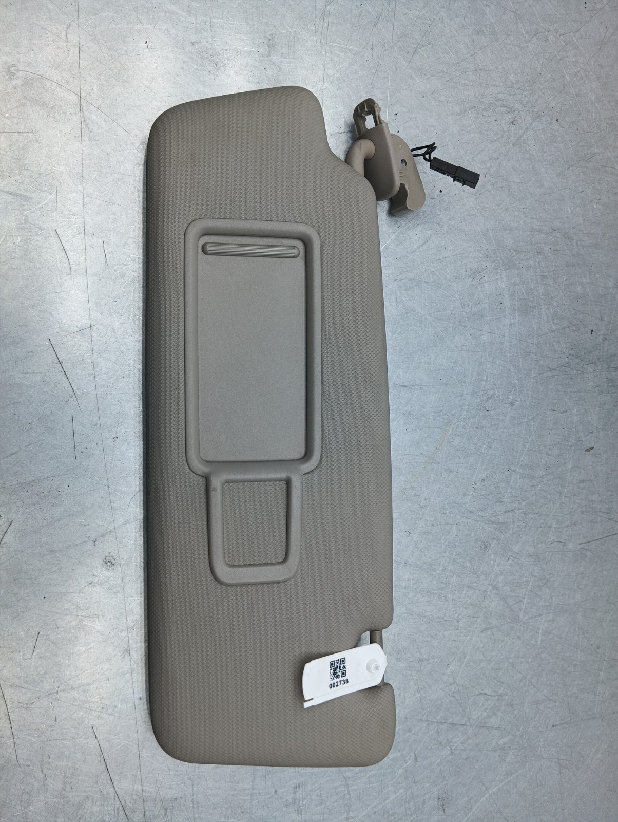 Pomili Rivestimenti interni e parti interne Ala parasole sinistra (Guidatore) Audi A3/A4/A5/Q3/Q5 8K0857551 usata