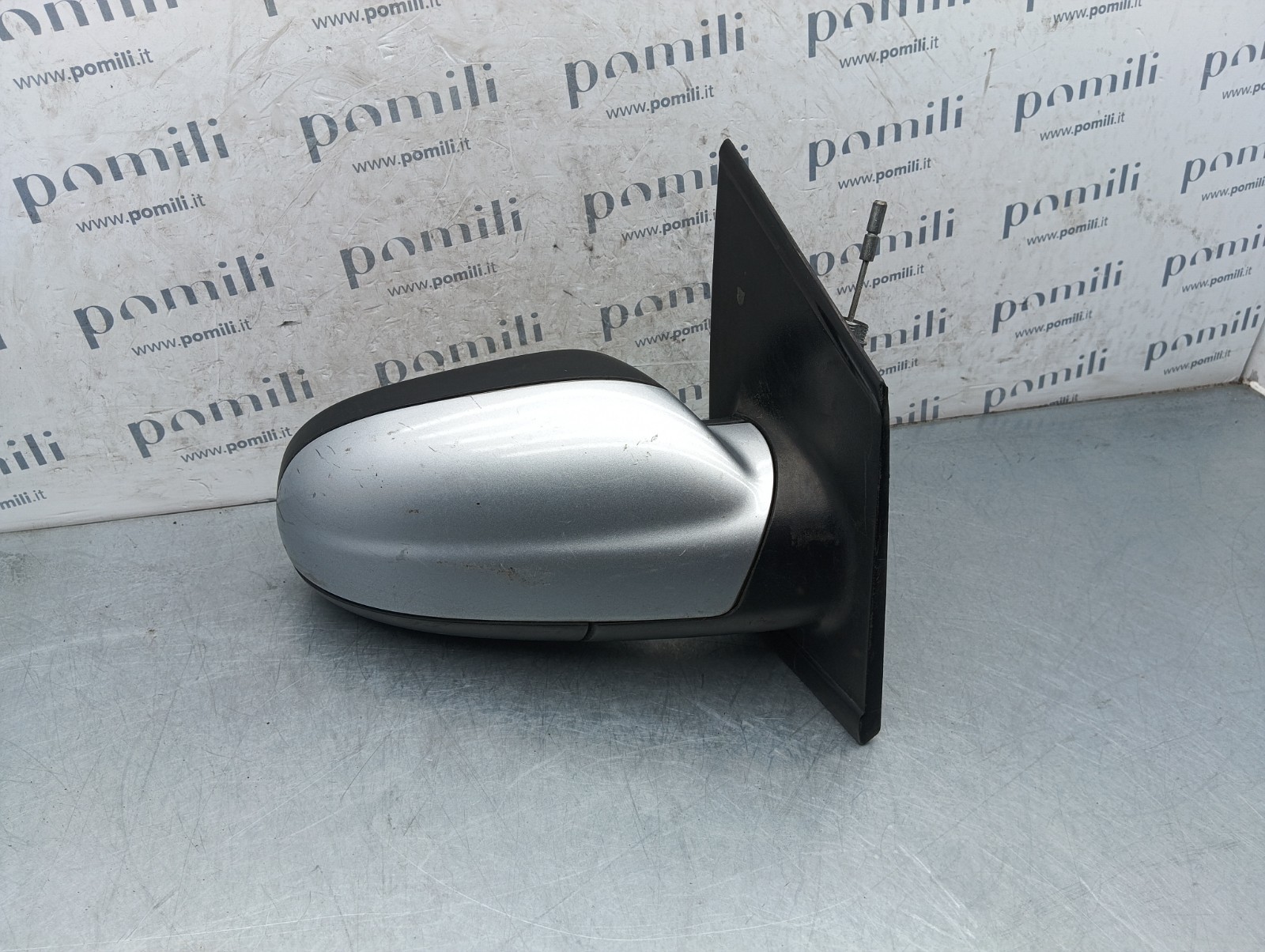 Pomili Cristalli Volkswagen Fox specchietto destro manuale usato